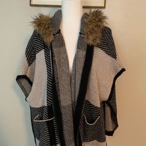 LOVE Tree Shaw cardigan wrap